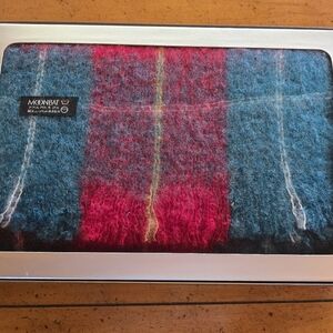 New Vintage 1970 Japanese Moonbat Wool Blend Scarf